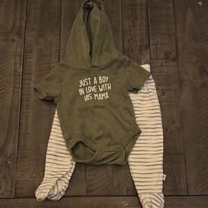 The Honest Company Green and White Kids Matching Set